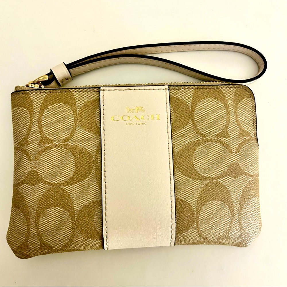 Coach Corner Zip Wristlet in Signature Canvas